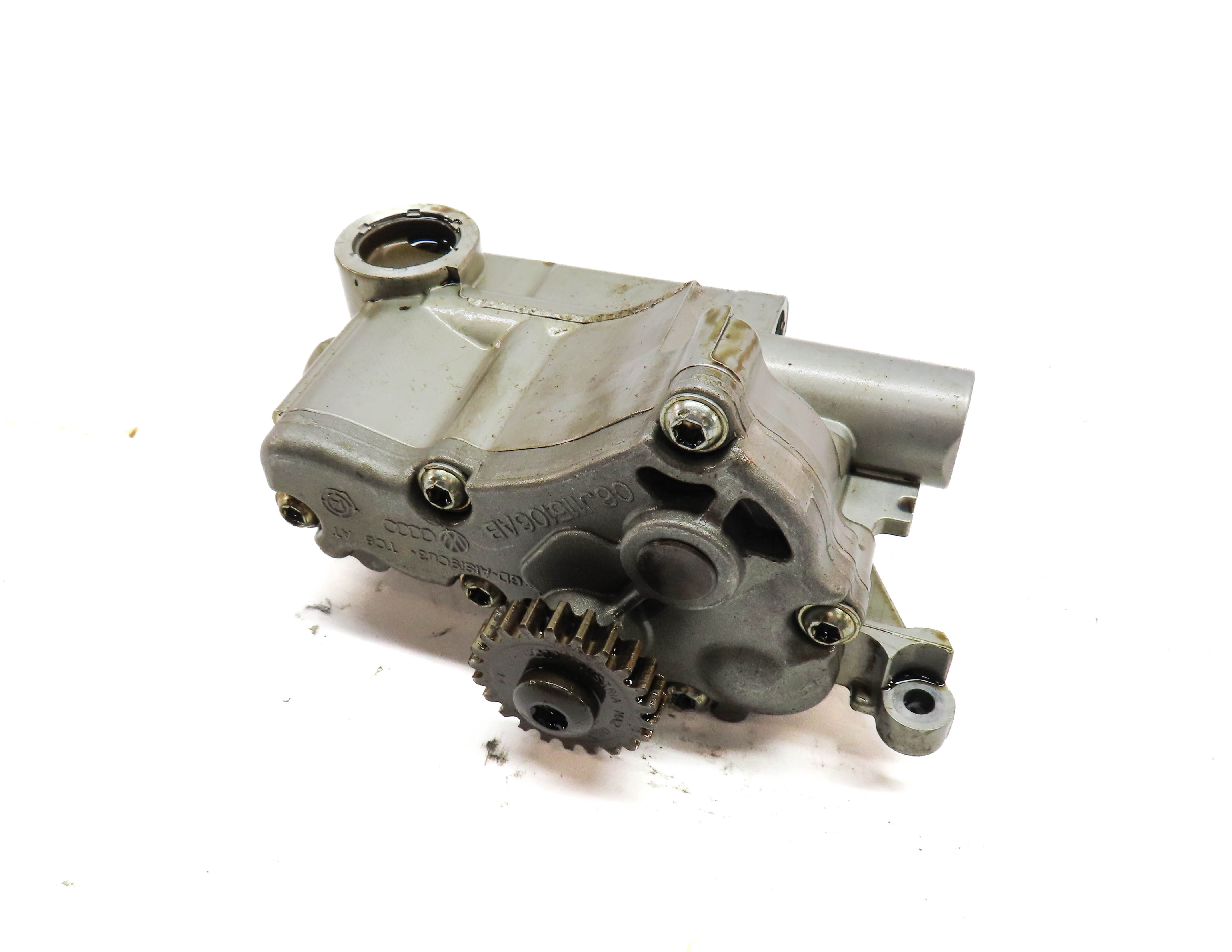2015 AUDI Q3 SUV (8U) 2.0L (CCTA) ENGINE MOTOR OIL FLUID PUMP — exact item pictured